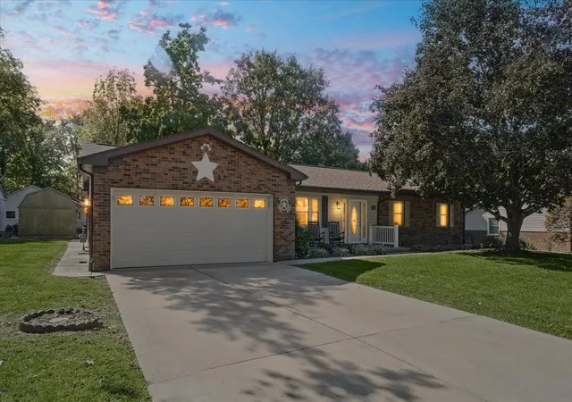 Photo 1 of Single family home for sale at 206 Cherokee Dr, Georgetown, IL 61846 | MLS# 12772125 | Listing updated on 2026-10-07
