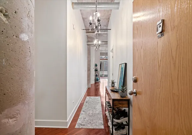 Photo 2 of Condo for sale at 360 W Illinois St #4E, Chicago, IL 60654 | MLS# 12772127 | Listing updated on 2026-09-29