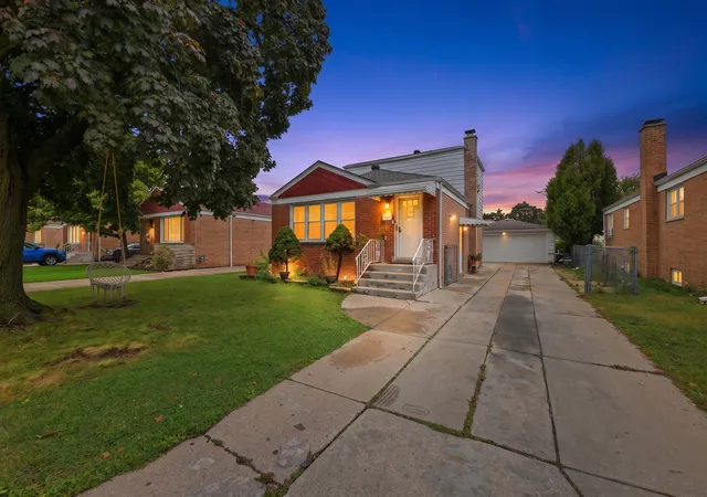 Photo 1 of Single family home for sale at 4034 W 81st Street, Chicago, IL 60652 | MLS# 12772144 | Listing updated on 2026-10-06