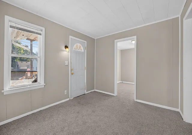 Photo 3 of Single family home for sale at 104 N Allin St, Bloomington, IL 61701 | MLS# 12772171 | Listing updated on 2026-10-07