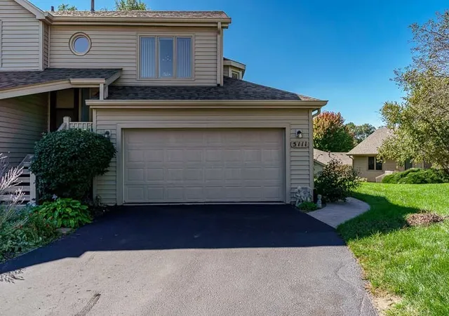 Listing Photo 3 - Condo for sale in building located at 5111 Wild Strawberry Path, Loves Park, IL 61111 - Unit #5111