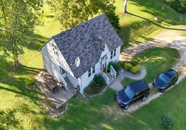 Photo 4 of Single family home for sale at 1508 W Washington St, Oregon, IL 61061 | MLS# 12772235 | Listing updated on 2026-10-07