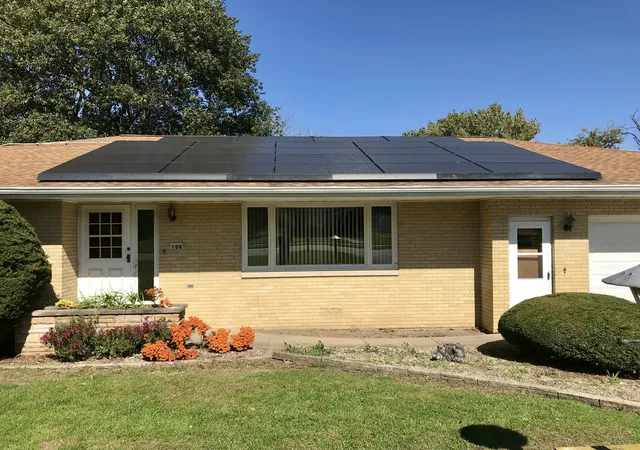 Photo 3 of Single family home for sale at 156 E Main St, Bradford, IL 61421 | MLS# 12772243 | Listing updated on 2026-10-13