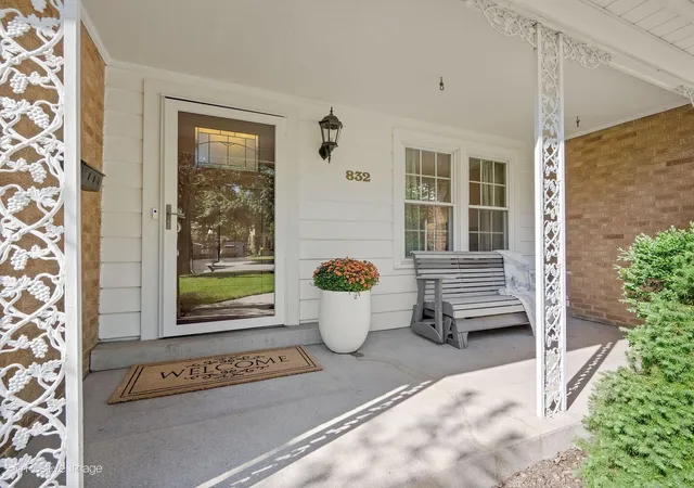 Photo 3 of Single family home for sale at 832 Sherwood Rd, La Grange Park, IL 60526 | MLS# 12772264 | Listing updated on 2026-10-08