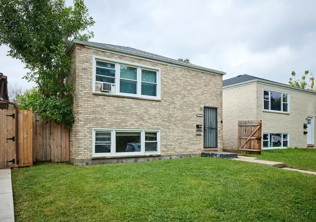 Listing Photo 1 - Condo for sale in building located at 824 S 13th Ave, Maywood, IL 60153