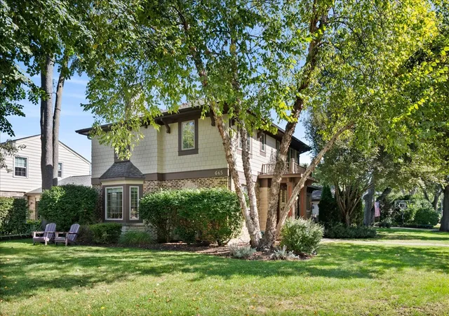 Photo 2 of Single family home for sale at 645 S Belmont Ave, Arlington Heights, IL 60005 | MLS# 12772289 | Listing updated on 2026-10-07