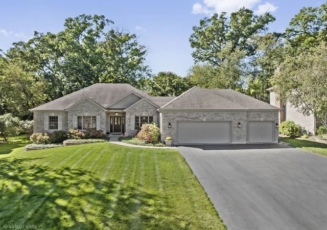 Photo 3 of Single family home for sale at 3401 Thunderbird Ln, Crystal Lake, IL 60012 | MLS# 12772307 | Listing updated on 2026-10-07