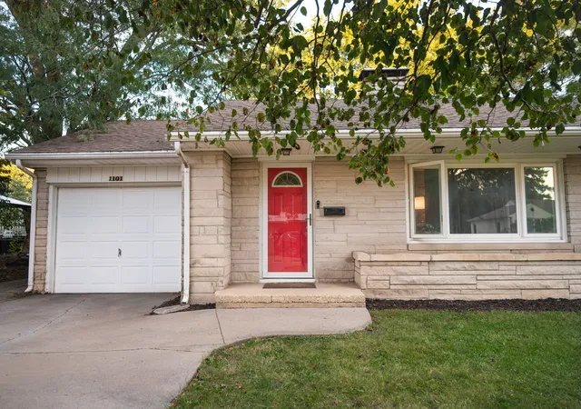 Photo 1 of Single family home for sale at 1101 N Main St, Rochelle, IL 61068 | MLS# 12772316 | Listing updated on 2026-10-22