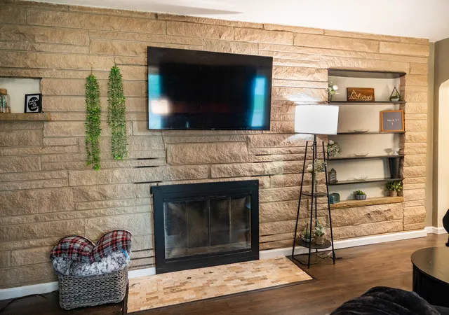 Photo 4 of Single family home for sale at 1101 N Main St, Rochelle, IL 61068 | MLS# 12772316 | Listing updated on 2026-10-22