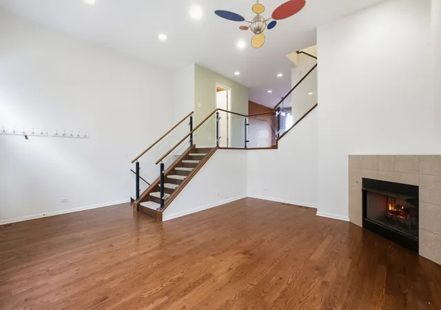 Photo 3 of Townhouse for sale at 820 W 36th Street #2, Chicago, IL 60609 | MLS# 12772322 | Listing updated on 2026-10-08