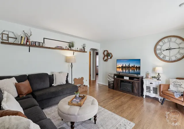 Photo 2 of Single family home for sale at 1051 Cook Blvd, Bradley, IL 60915 | MLS# 12772323 | Listing updated on 2026-10-06