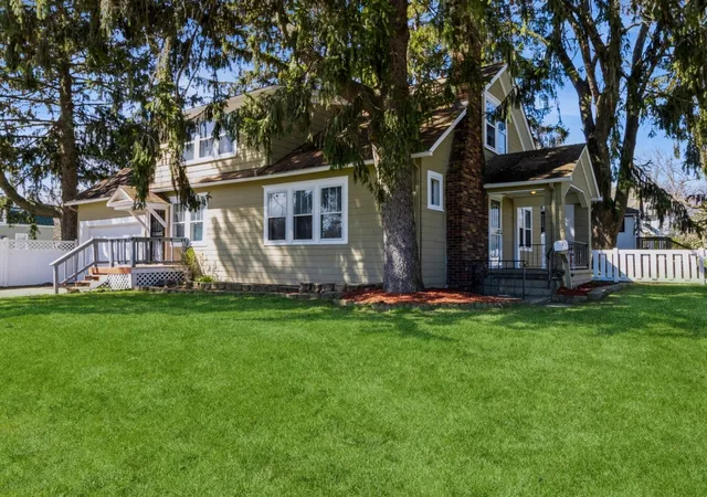 Photo 4 of Single family home for sale at 1503 Carmel Blvd, Zion, IL 60099 | MLS# 12772326 | Listing updated on 2026-10-29