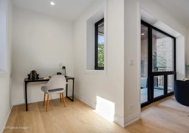 Listing Photo 4 - Condo for sale in building located at 1821 N Kimball Ave, Chicago, IL 60647 - Unit #2F
