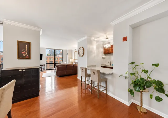Photo 2 of Condo for sale at 435 W Erie St #801, Chicago, IL 60654 | MLS# 12772377 | Listing updated on 2026-09-30
