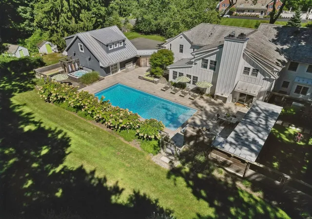 Photo 2 of Single family home for sale at 1 Delaware Rd, Florham Park, NJ 07960 | MLS# 12772400 | Listing updated on 2026-10-01
