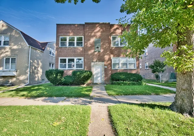 Condo for sale at 2830 W Summerdale Ave #2, Chicago, IL 60625 | MLS# 12772460