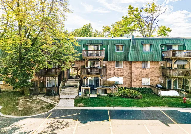 Photo 1 of Condo for sale at 1942 Tall Oaks Dr #1A, Aurora, IL 60505 | MLS# 12772476 | Listing updated on 2026-10-05