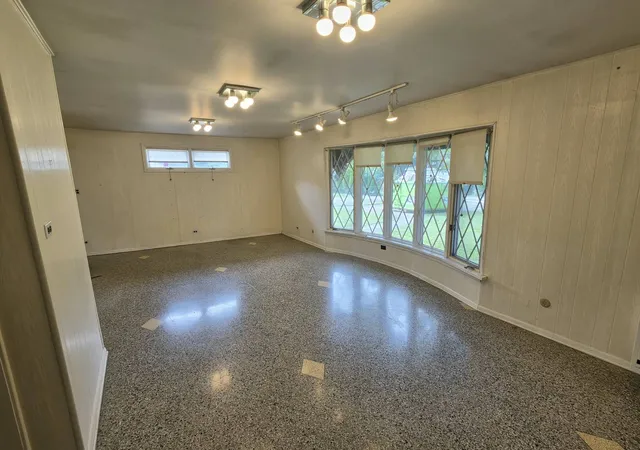Photo 4 of Single family home for sale at 8634 Drake Ave, Skokie, IL 60076 | MLS# 12772485 | Listing updated on 2026-10-05