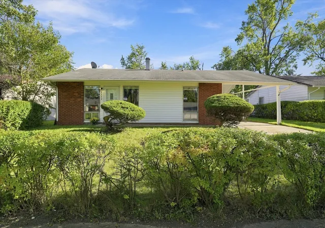 Photo 1 of Single family home for sale at 2112 219th Street, Sauk Village, IL 60411 | MLS# 12772504 | Listing updated on 2026-10-07