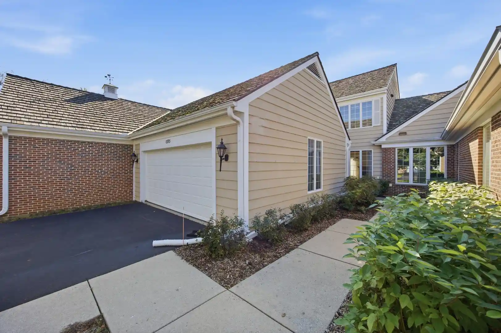 Listing Photo 43 - Condo for sale in 1393 Shire Cir located at 1393 Shire Cir, Inverness, IL 60067 - Unit 1393 Shire Cir