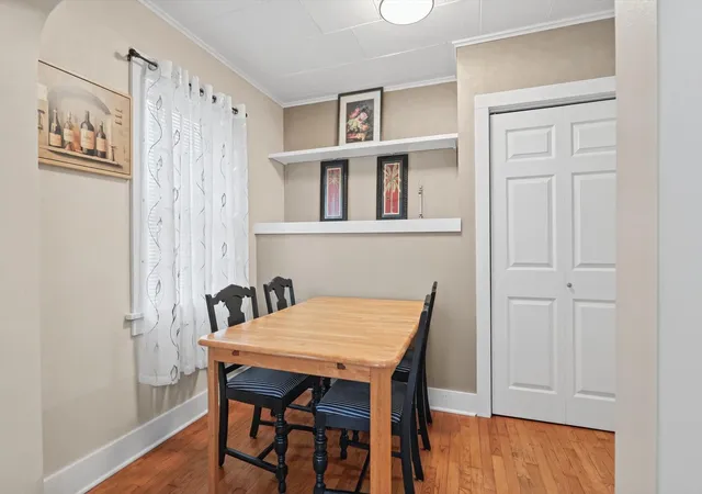 Photo 3 of Single family home for sale at 810 W Vine St, Champaign, IL 61820 | MLS# 12772547 | Listing updated on 2026-10-07
