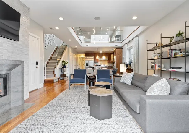 Photo 3 of Condo for sale at (Undisclosed), Chicago, IL 60613 | MLS# 12772580 | Listing updated on 2026-10-09