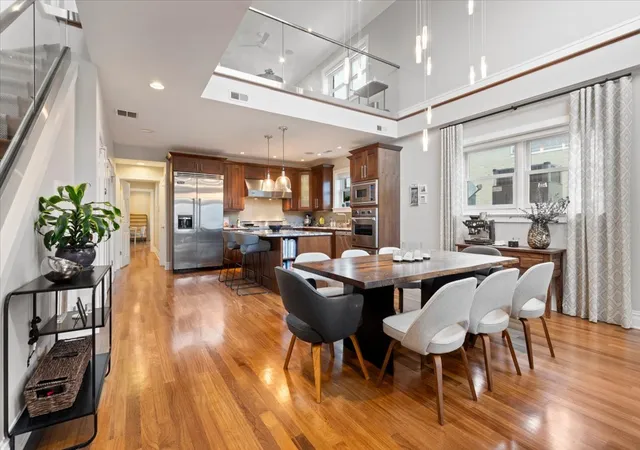 Photo 3 of Condo for sale at (Undisclosed), Chicago, IL 60613 | MLS# 12772580 | Listing updated on 2026-10-09