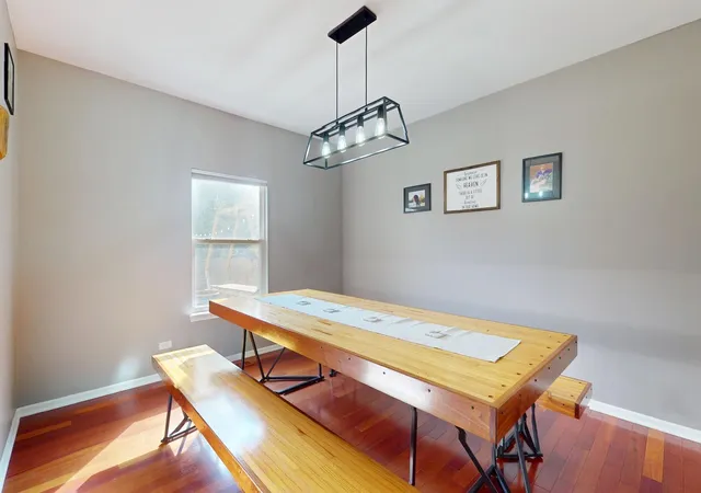 Photo 4 of Single family home for sale at 31601 N Pineview Blvd, Lakemoor, IL 60051 | MLS# 12772584 | Listing updated on 2026-10-02