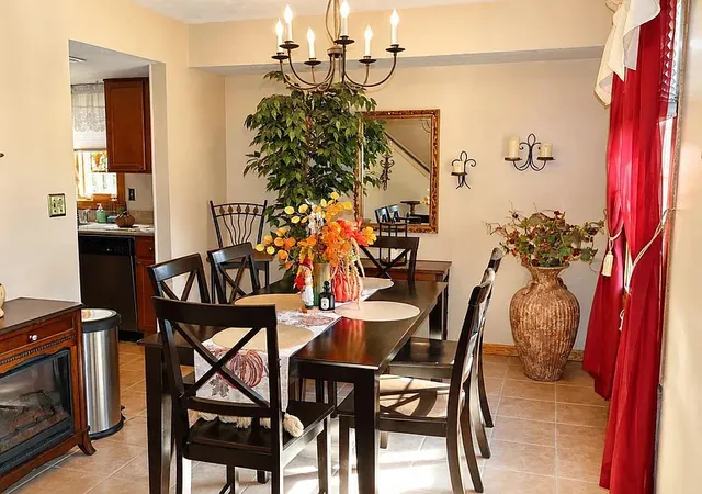 Listing Photo 3 - Condo for sale in building located at 4438 Pepper Dr, Rockford, IL 61114