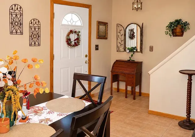Listing Photo 4 - Condo for sale in building located at 4438 Pepper Dr, Rockford, IL 61114