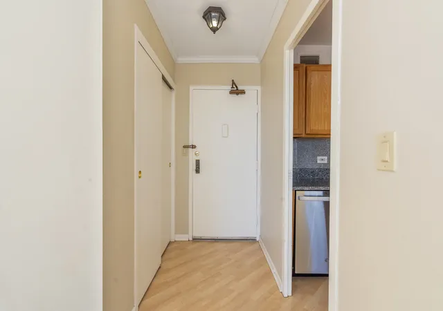 Photo 3 of Condo for sale at 5757 N Sheridan Rd #19D, Chicago, IL 60660 | MLS# 12772620 | Listing updated on 2026-10-07