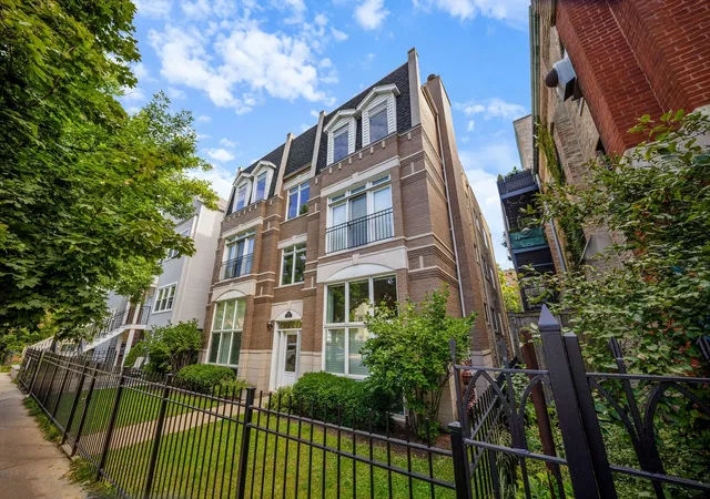 Photo 1 of Condo for sale at 3111 N Seminary Ave #3N, Chicago, IL 60657 | MLS# 12772643 | Listing updated on 2026-10-06