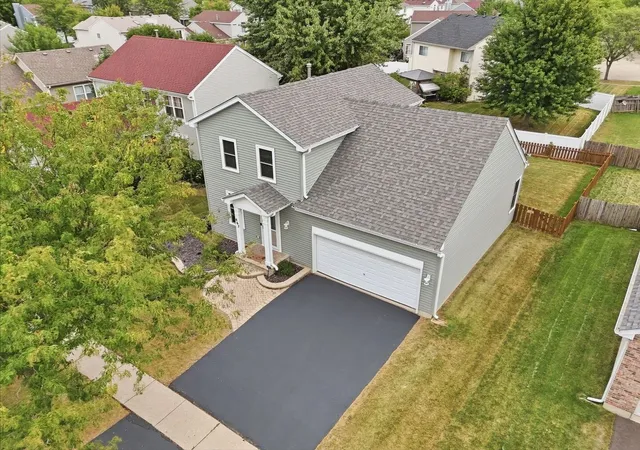 Photo 2 of Single family home for sale at 867 Rebecca Ln, Bolingbrook, IL 60440 | MLS# 12772648 | Listing updated on 2026-10-06