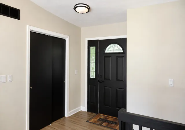 Photo 2 of Single family home for sale at 3071 Breezeway Dr, Rockford, IL 61109 | MLS# 12772660 | Listing updated on 2026-10-07