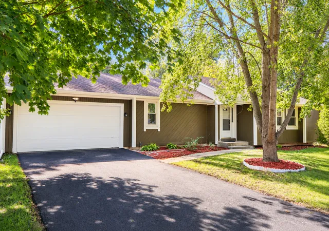 Photo 23 of Single family home for sale at 3071 Breezeway Dr, Rockford, IL 61109 | MLS# 12772660 | Listing updated on 2026-10-27