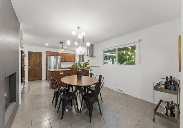 Photo 4 of Single family home for sale at 60 Golden Larch Ct, Naperville, IL 60540 | MLS# 12772717 | Listing updated on 2026-10-08
