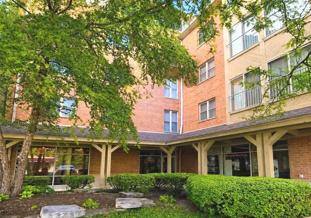 Photo 1 of Condo for sale at 100 N Bokelman St #429, Roselle, IL 60172 | MLS# 12772718 | Listing updated on 2026-10-06
