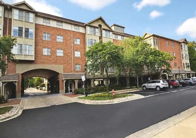 Photo 2 of Condo for sale at 100 N Bokelman St #429, Roselle, IL 60172 | MLS# 12772718 | Listing updated on 2026-10-06