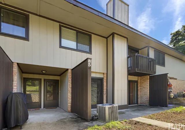 Listing Photo 4 - Condo for sale in building located at 85 Mineola Rd, Fox Lake, IL 60020