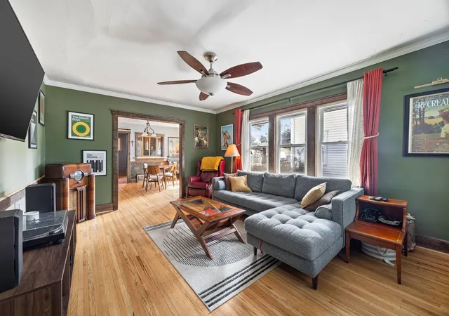 Photo 3 of Single family home for sale at 315 S Myrtle Ave, Villa Park, IL 60181 | MLS# 12772750 | Listing updated on 2026-10-05