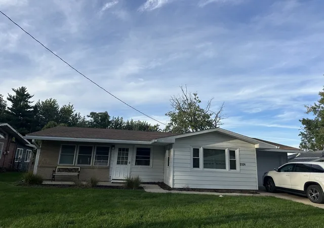 Photo 1 of Sale Pending at 2124 Peirce Ave, Bloomington, IL 61701 | MLS# 12772751 | Listing updated on 2026-09-30