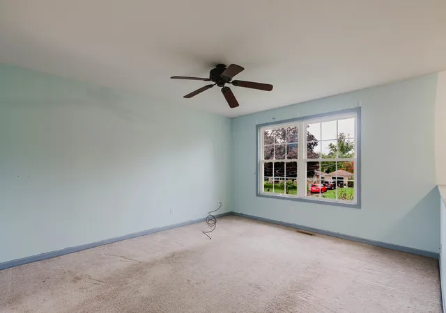 Photo 4 of Single family home for sale at 107 Lake St, Washington, IL 61571 | MLS# 12772768 | Listing updated on 2026-10-05