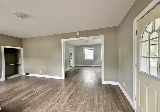 Photo 4 of Single family home for sale at 4519 5th Avenue, Rock Island, IL 61201 | MLS# 12772825 | Listing updated on 2026-10-27