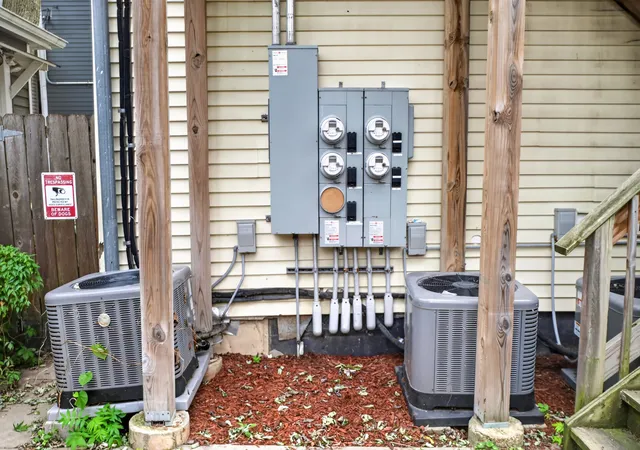 Photo 22 of Multi family home for sale at 2818 N Drake Ave, Chicago, IL 60618 | MLS# 12772834 | Listing updated on 2026-10-07