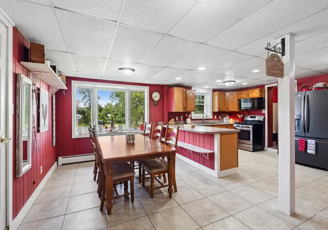 Photo 3 of Single family home for sale at 5817 Wonder Woods Dr, Wonder Lake, IL 60097 | MLS# 12772837 | Listing updated on 2026-10-07