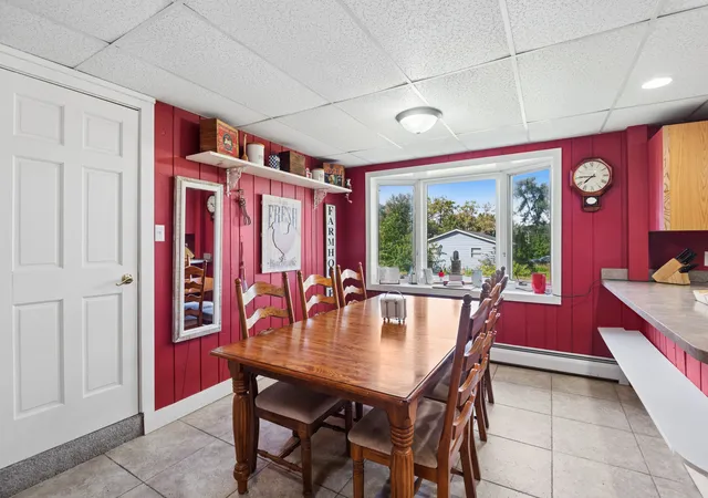 Photo 4 of Single family home for sale at 5817 Wonder Woods Dr, Wonder Lake, IL 60097 | MLS# 12772837 | Listing updated on 2026-10-07