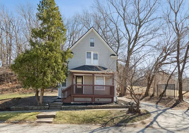 Photo 2 of Single family home for sale at 849 25th Street, Rock Island, IL 61201 | MLS# 12772845 | Listing updated on 2026-10-06
