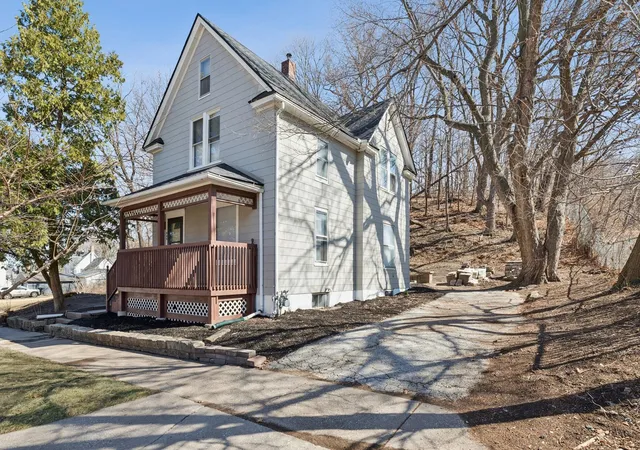 Photo 3 of Single family home for sale at 849 25th Street, Rock Island, IL 61201 | MLS# 12772845 | Listing updated on 2026-10-06