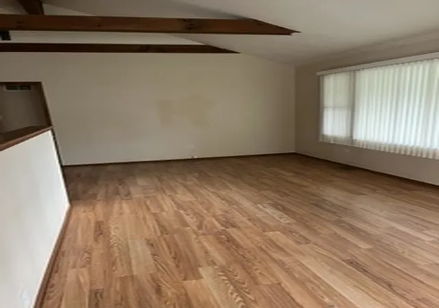 Photo 3 of Single family home for sale at 42690 N Lake Dr, Antioch, IL 60002 | MLS# 12772861 | Listing updated on 2026-10-06
