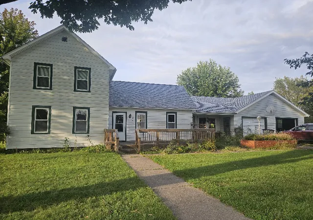 Photo 1 of Single family home for sale at 211 W Liberty St, Joy, IL 61260 | MLS# 12772897 | Listing updated on 2026-10-30